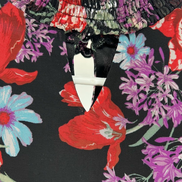 Mock neck layered floral sheer flutter sleeve top office going out lightweight - Picture 5 of 8